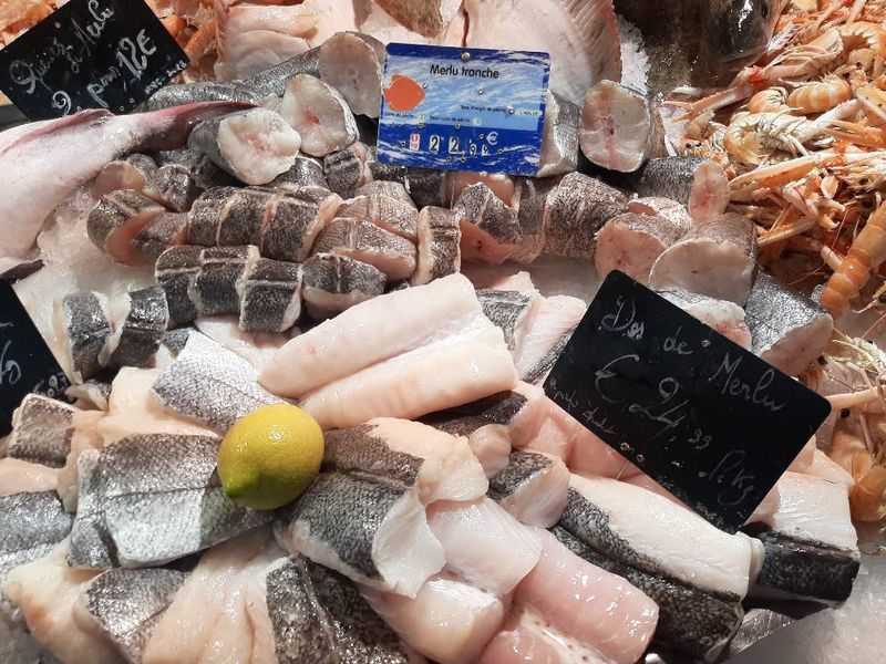 vente de DARNES DE MERLU chez poissonnerie-traiteur Marée Bleue à Yvrac et Mérignac !