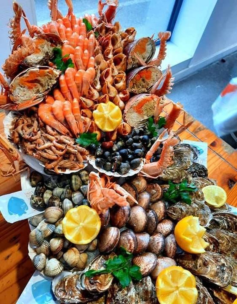 Réserver un bon plateau de fruits de mer pour l'été près de Cauderan, Lormont et Fargues Saint-Hilaire à la poissonnerie Marée Bleue