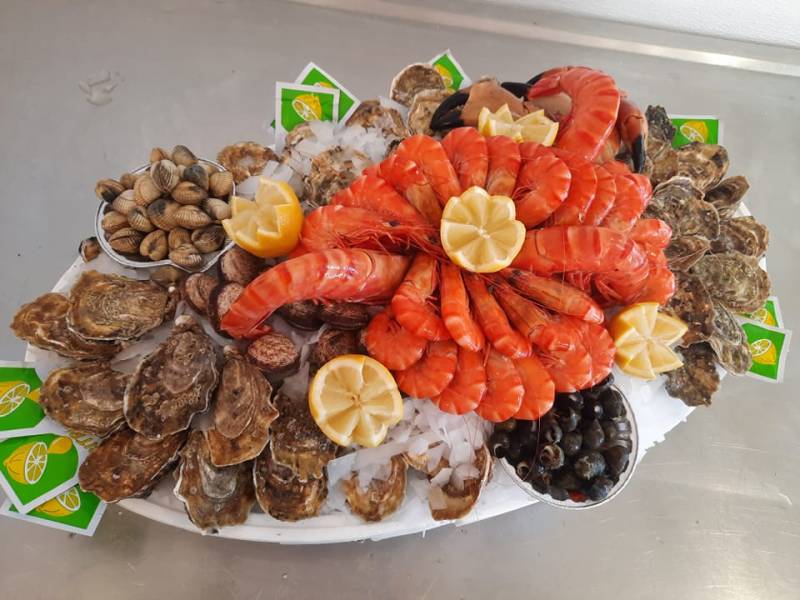 achat d'huîtres et plateau de fruits de mer frais à la poissonnerie Marée Bleue à Yvrac et Mérignac en Gironde