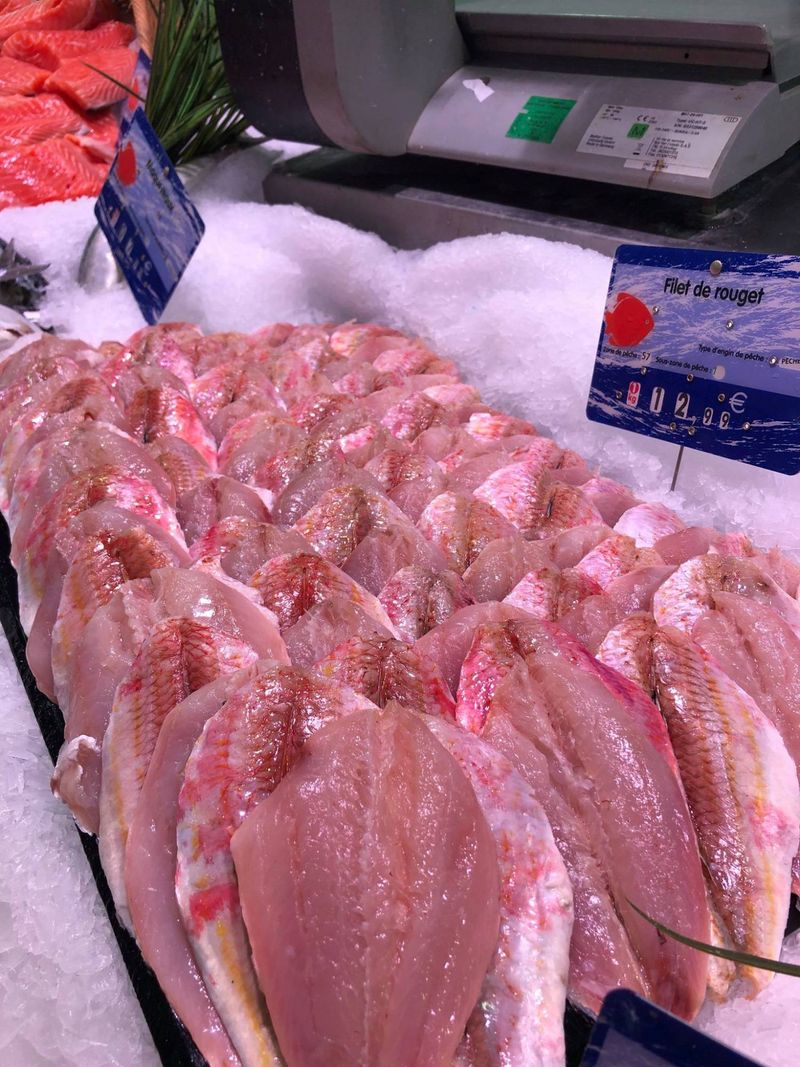 vente de filet de rougets poissonnerie Marée Bleue Mérignac, Yvrac et Sainte-Eulalie