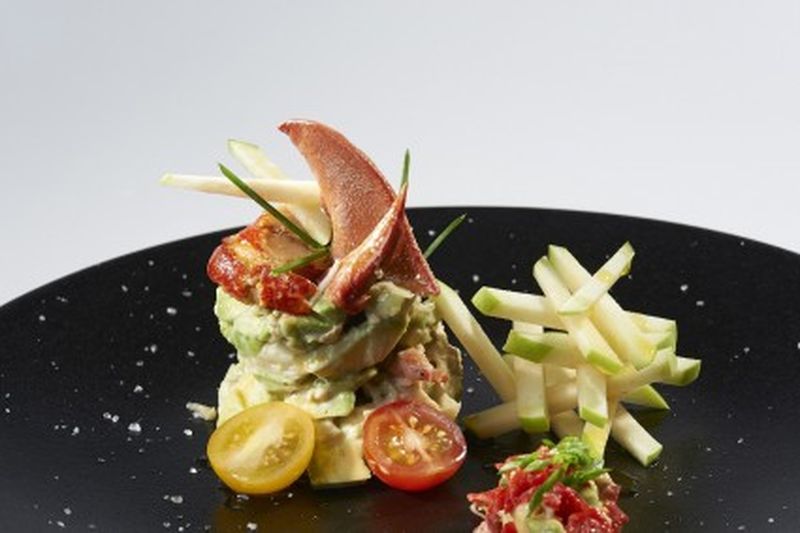 vente de Salade de homard sur commande chez poissonnerie-traiteur Marée Bleue à Yvrac et Mérignac