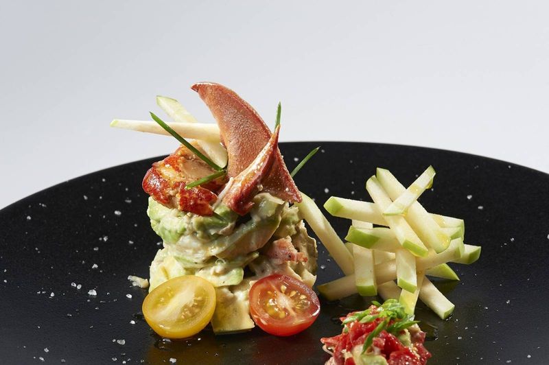 vente d'entrée salade de homard chez Marée Bleue poissonnerie-traiteur à Bordeaux